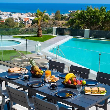 Orama Luxury Villa 4 Bedrooms With Private Pool ヘルソニソス エクステリア 写真