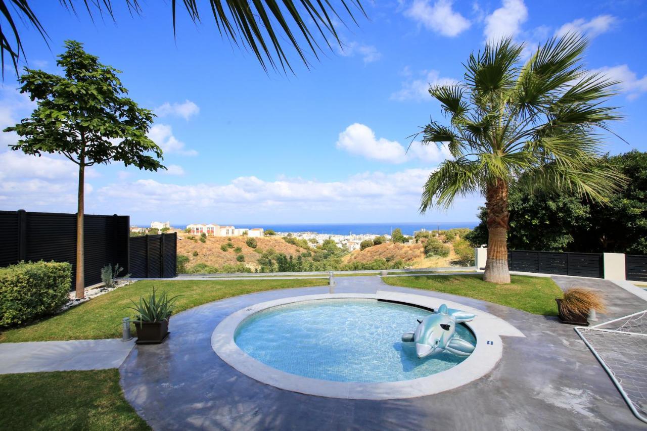 Orama Luxury Villa 4 Bedrooms With Private Pool ヘルソニソス エクステリア 写真