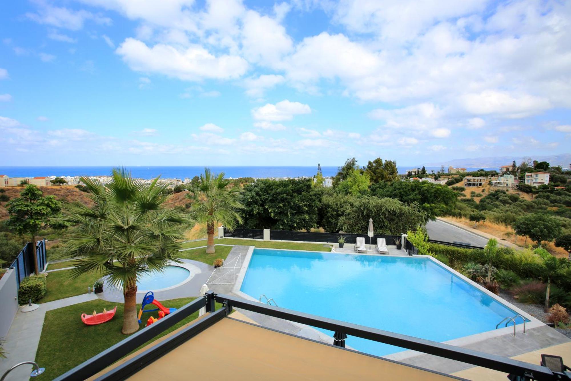 Orama Luxury Villa 4 Bedrooms With Private Pool ヘルソニソス エクステリア 写真