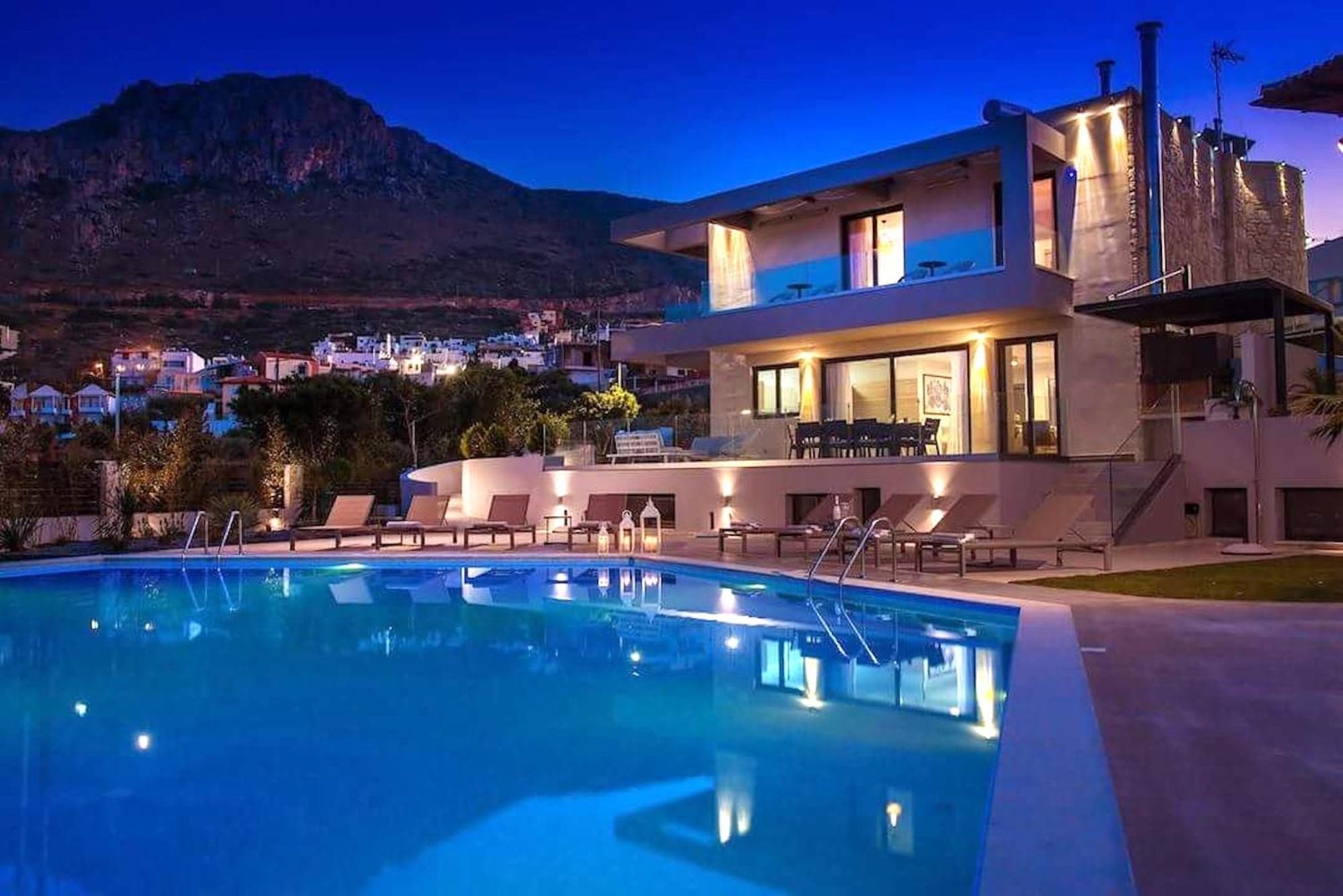 Orama Luxury Villa 4 Bedrooms With Private Pool ヘルソニソス エクステリア 写真