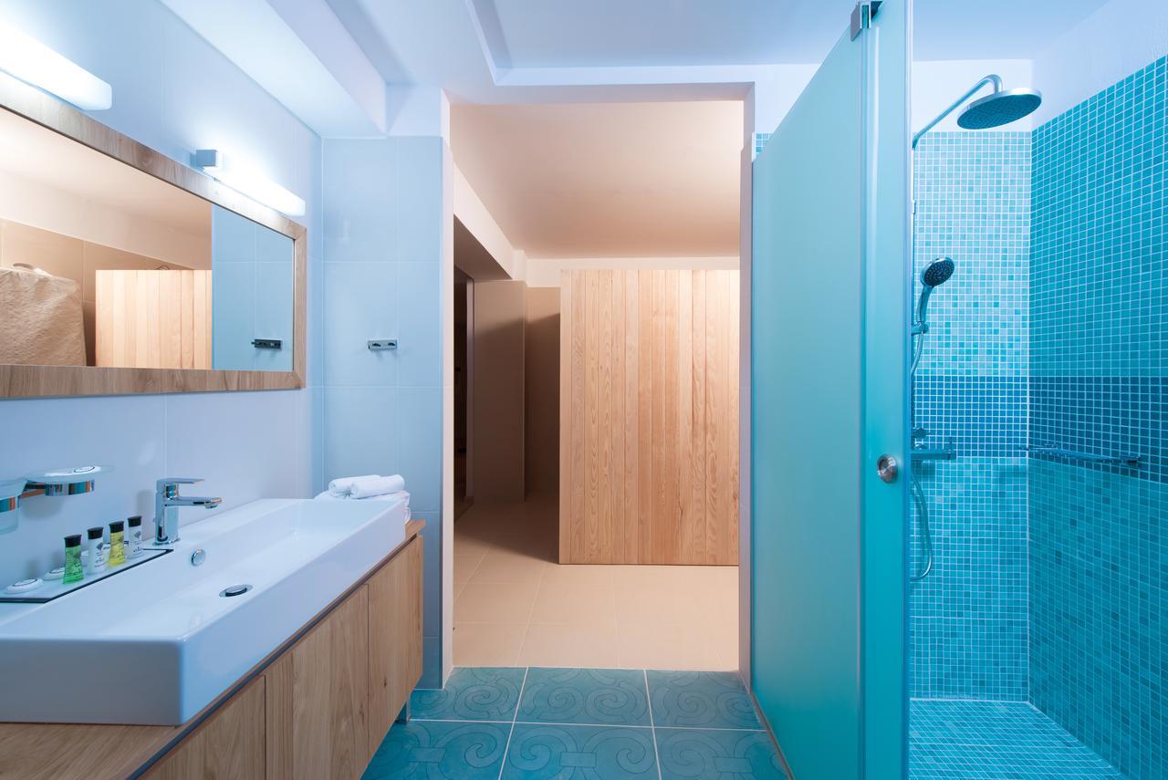 Orama Luxury Villa 4 Bedrooms With Private Pool ヘルソニソス エクステリア 写真