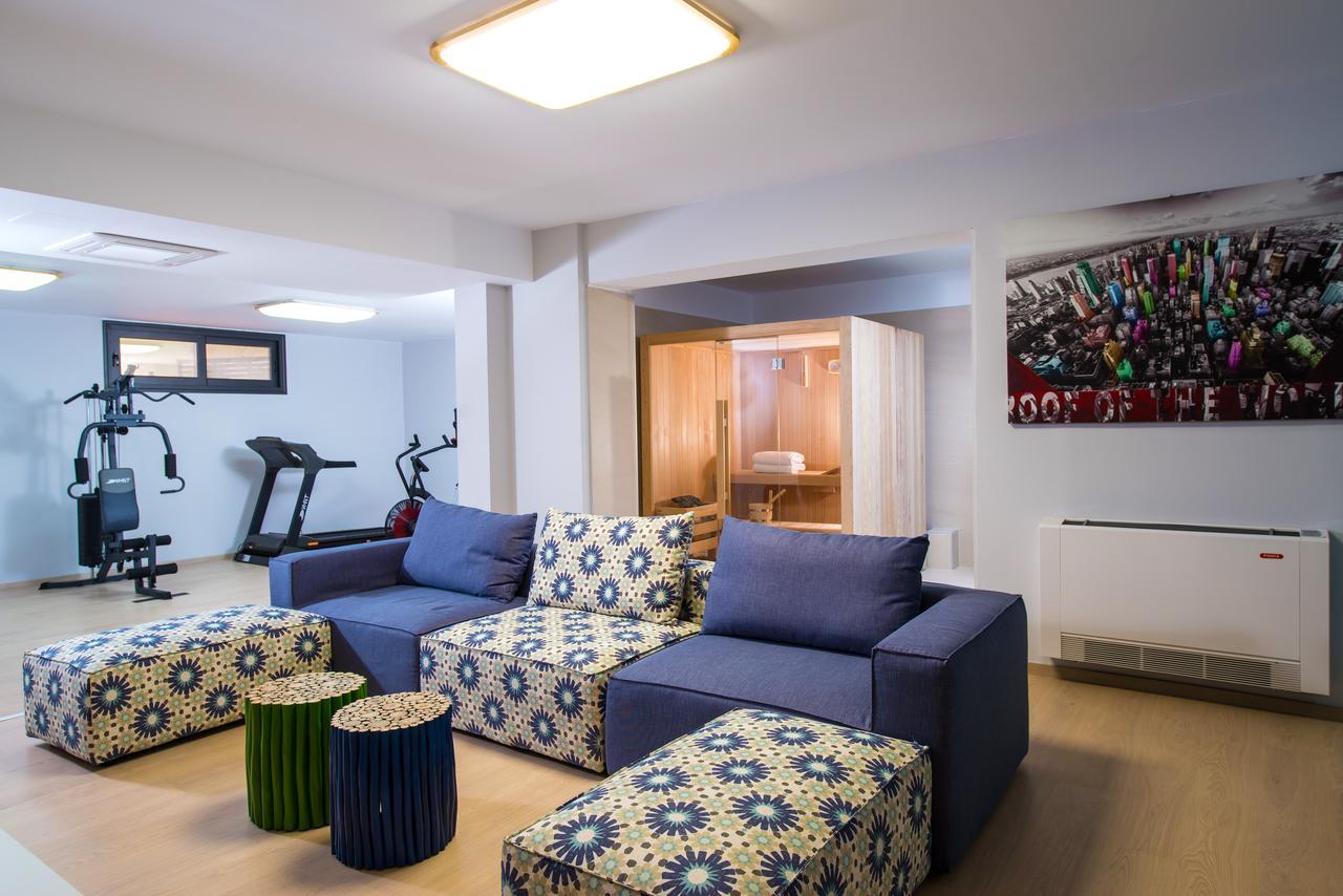 Orama Luxury Villa 4 Bedrooms With Private Pool ヘルソニソス エクステリア 写真