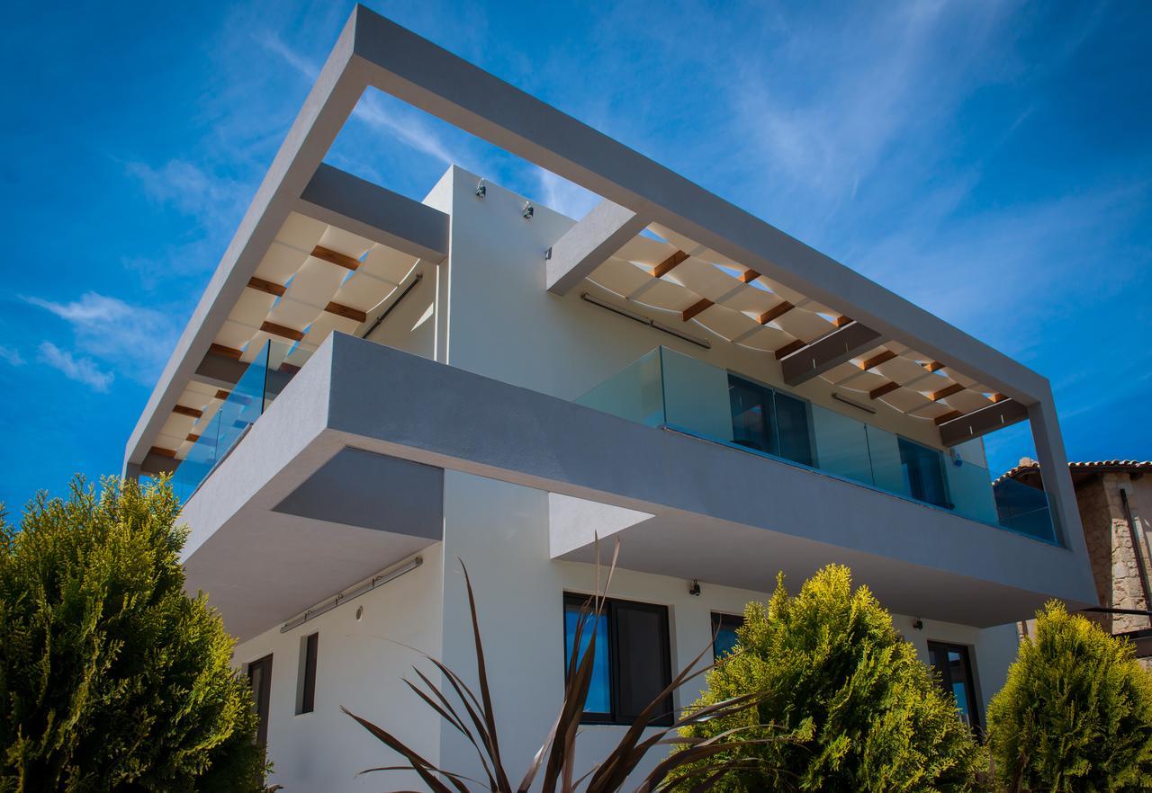 Orama Luxury Villa 4 Bedrooms With Private Pool ヘルソニソス エクステリア 写真